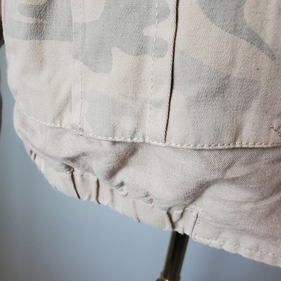 ANTHROPOLOGIE HEI HEI beige camo jacket  size large. NEW WITH TAGS - Picture 7 of 11